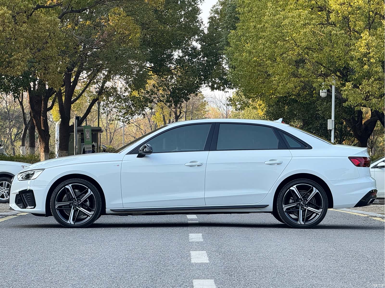 Audi A4L, 2024 16