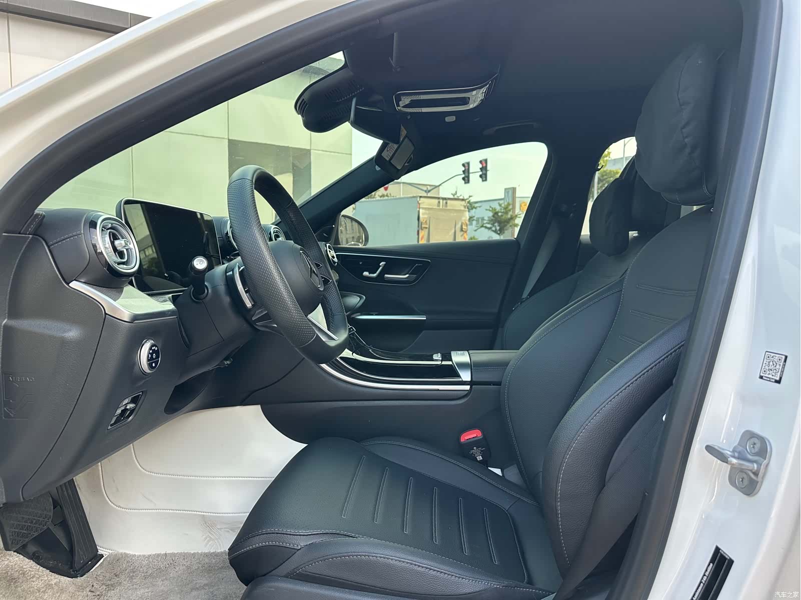 Mercedes-Benz C-Class, 2025 все фото