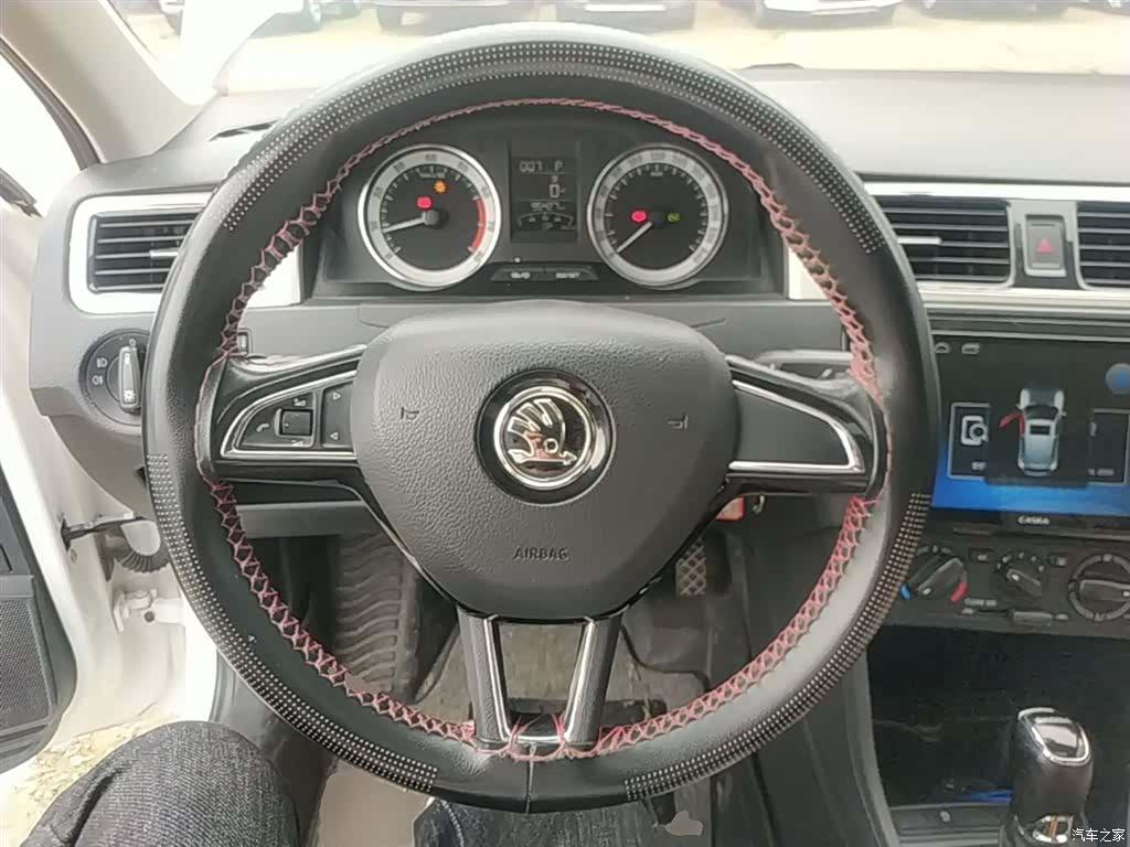 Skoda Rapid, 2019 11