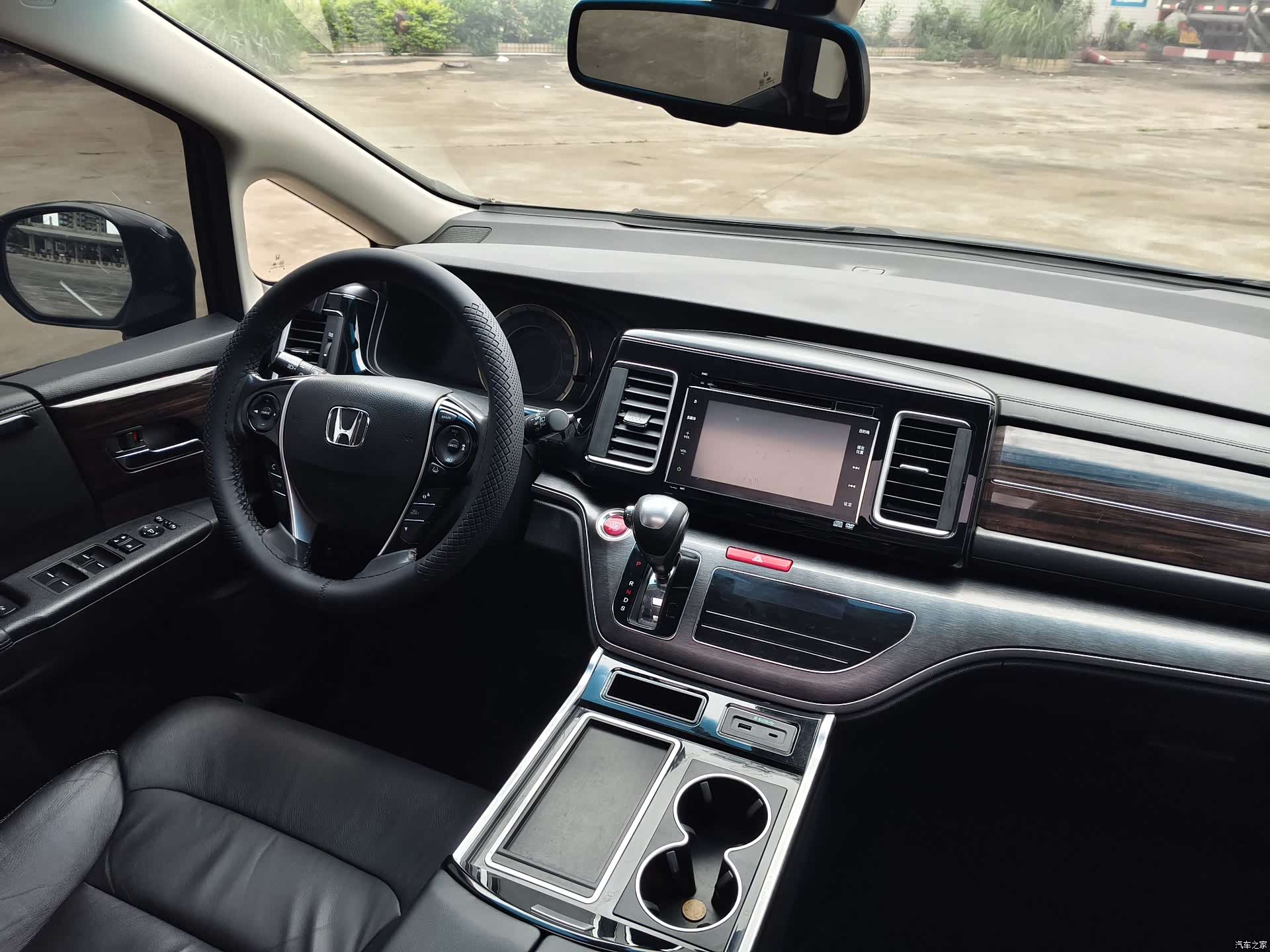 Honda Elysion, 2017 15