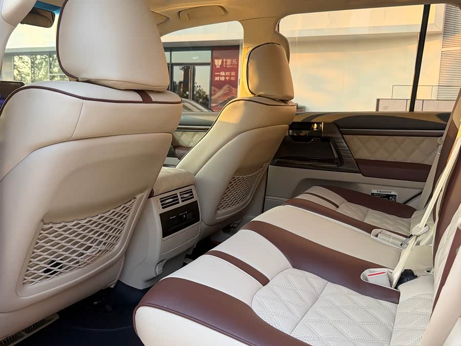 Toyota Land Cruiser 2020, фото 11