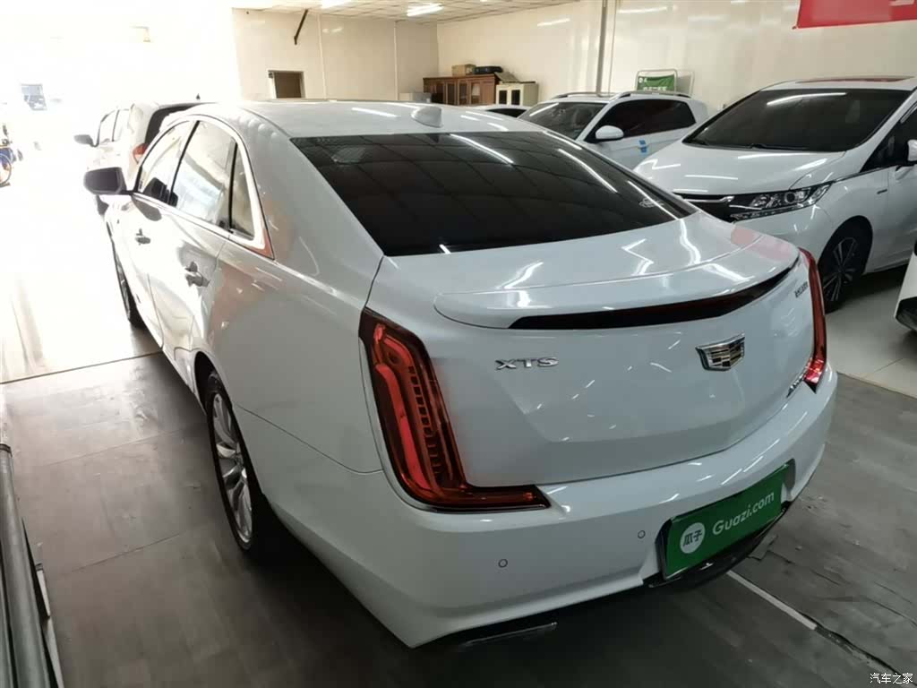 Cadillac XTS, 2019 все фото