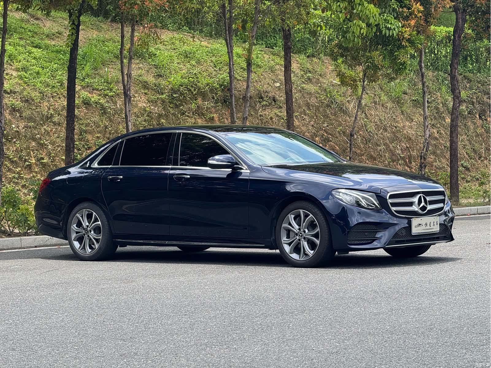 Mercedes-Benz E-Class, 2019 3