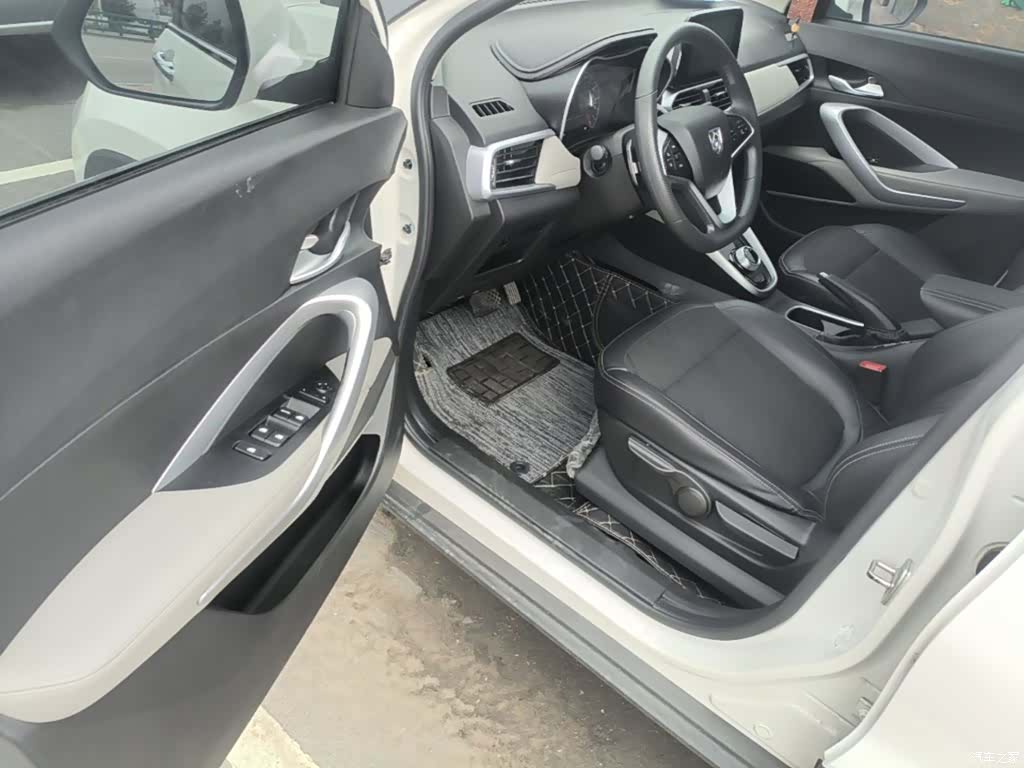 Wuling 510, 2019 16