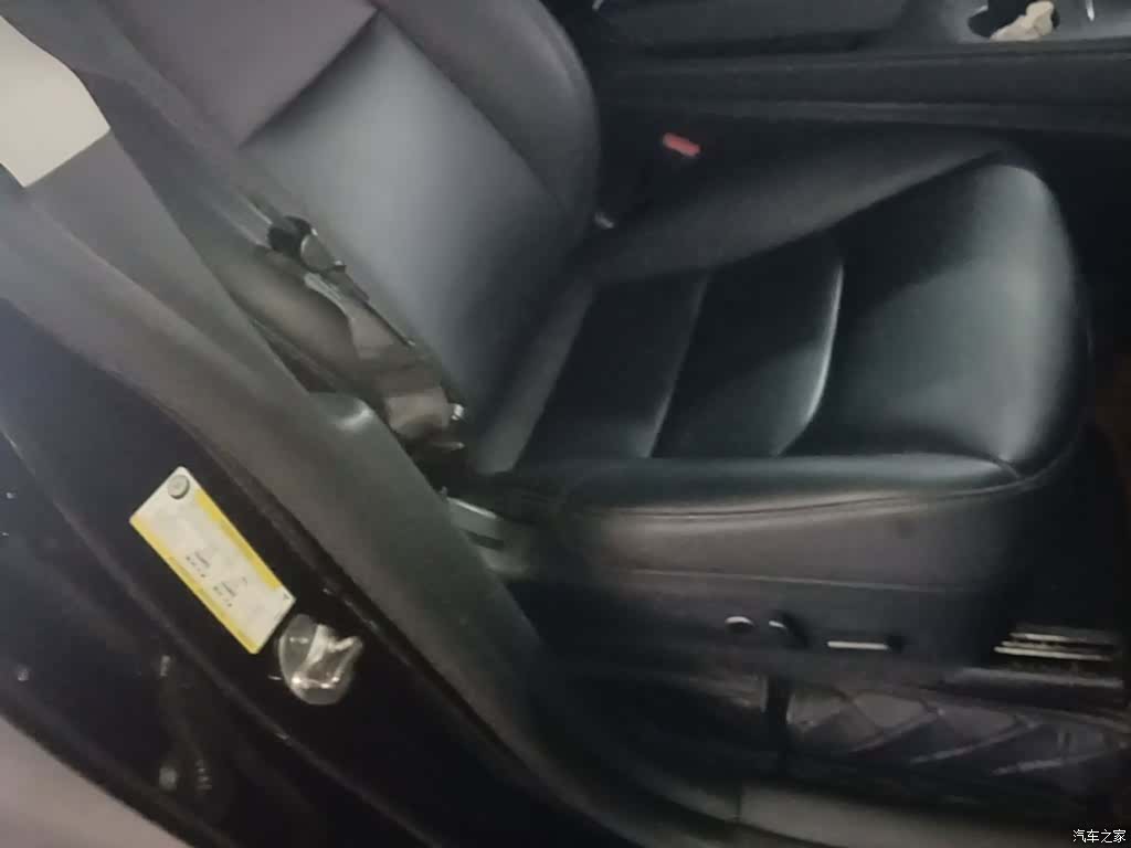 Tesla Model Y, 2021 25