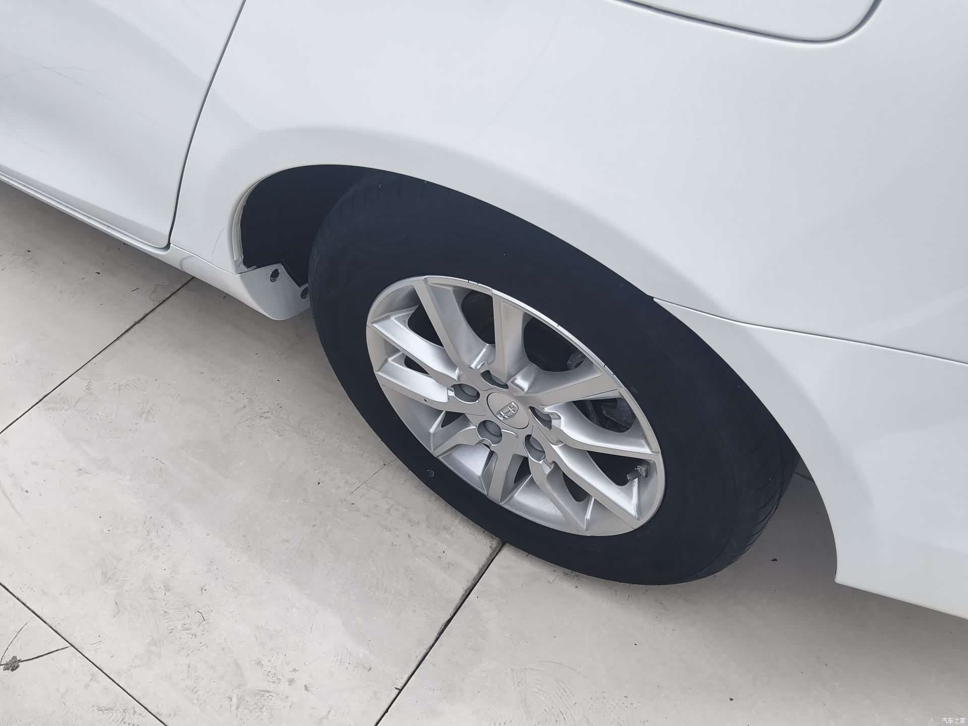 Geely Emgrand, 2020 12
