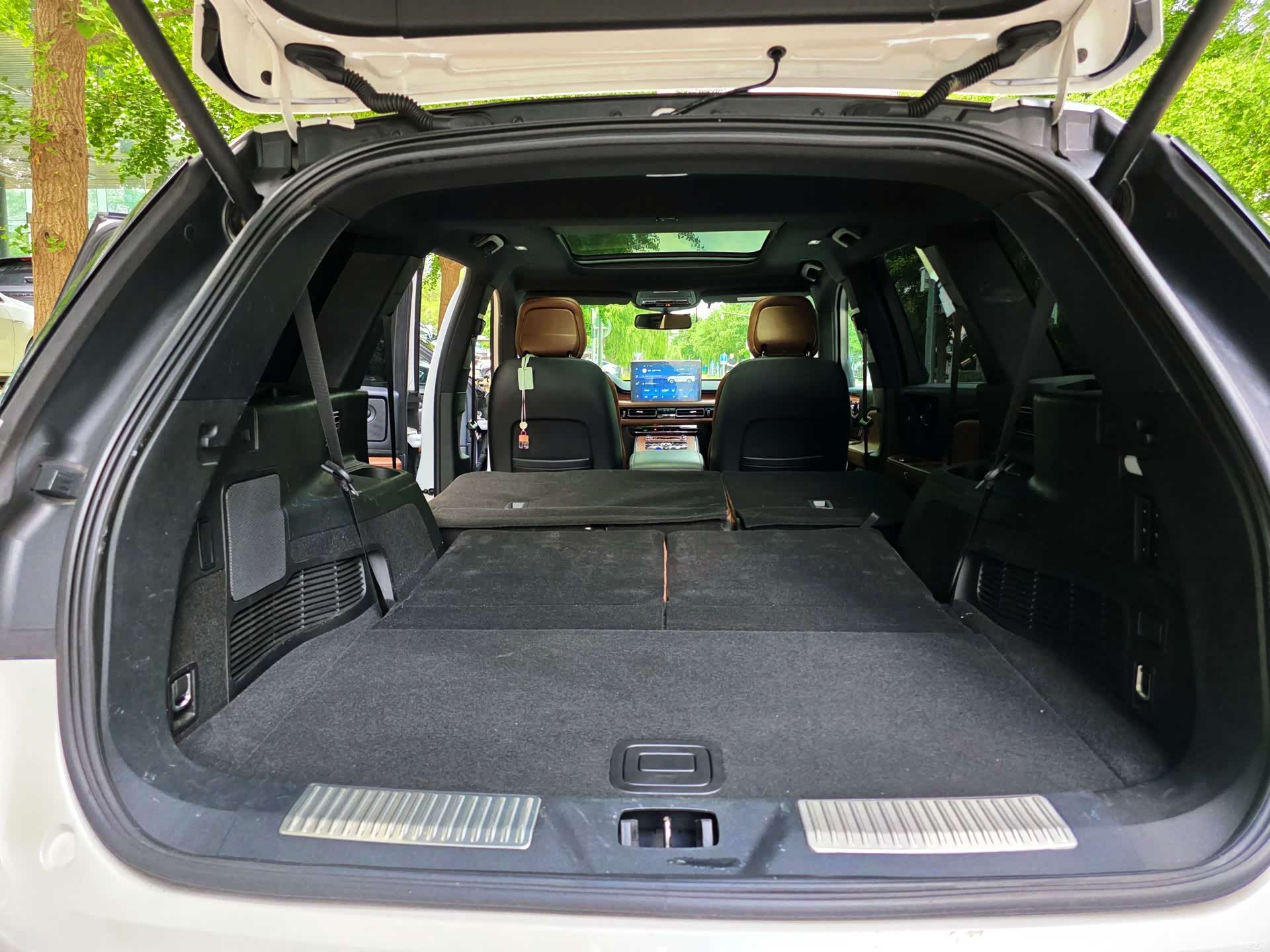 Lincoln Aviator, 2023 26