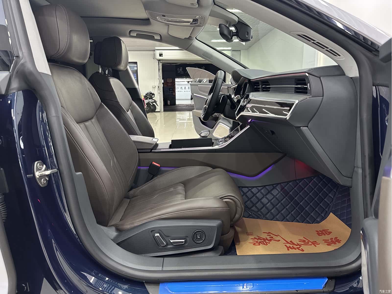 Audi A7L, 2022 12