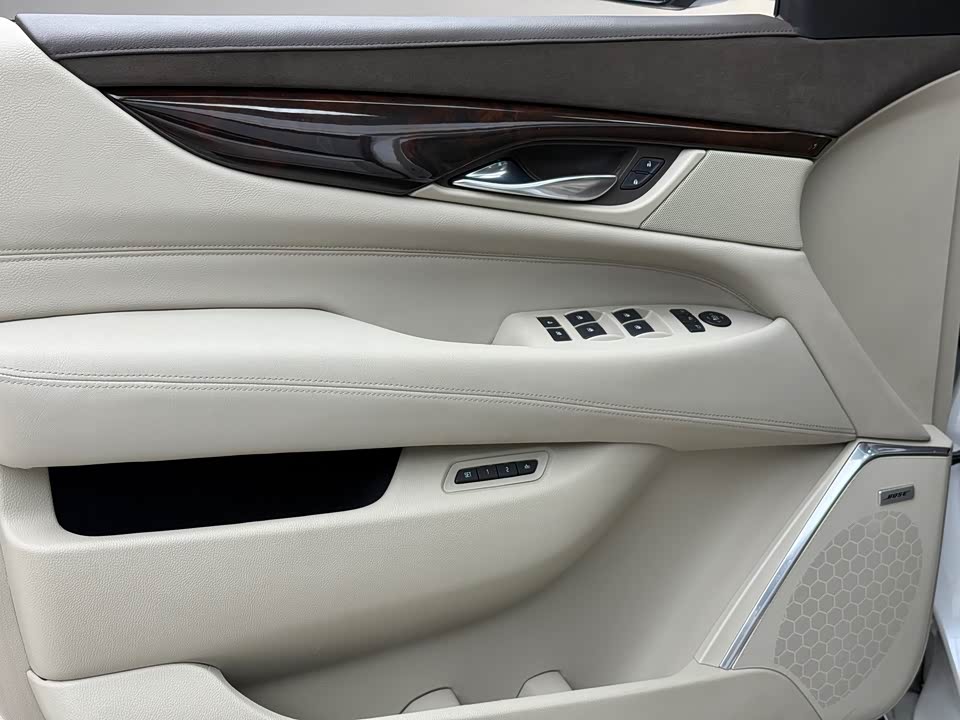 Cadillac Escalade ESCALADE