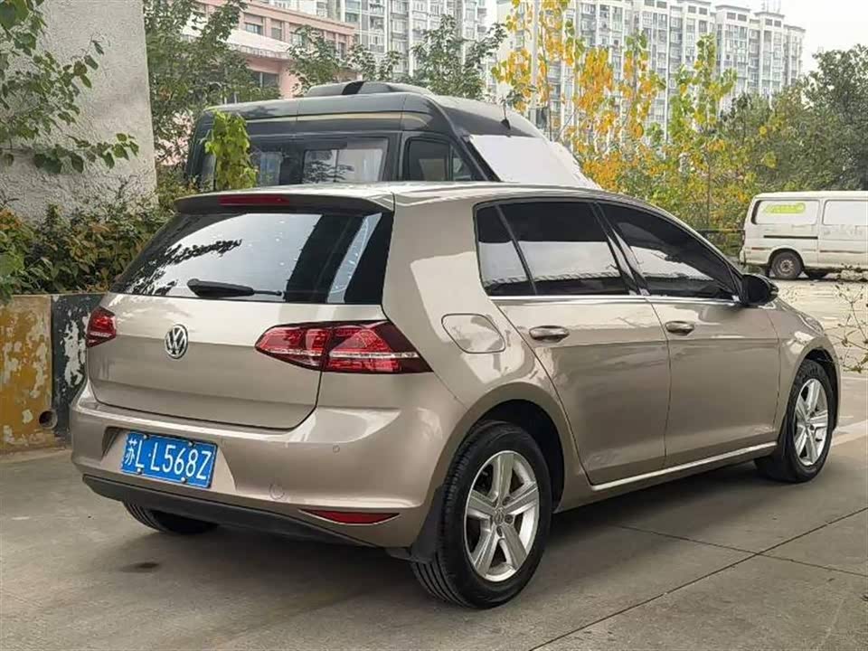 Volkswagen golf