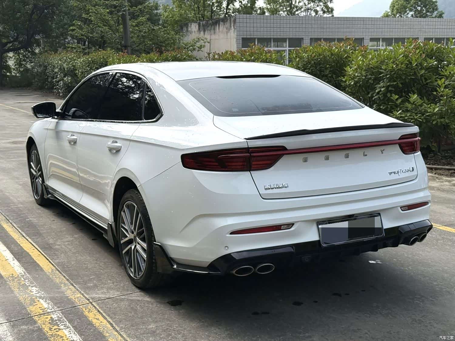 Geely Preface, 2024 8