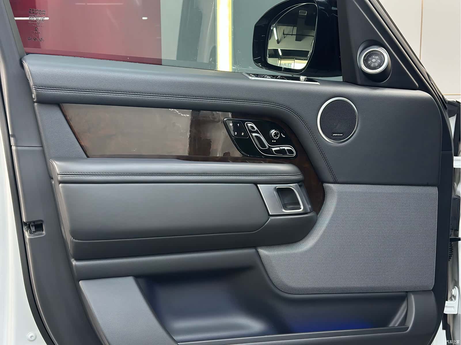 Land Rover Range Rover, 2021 все фото