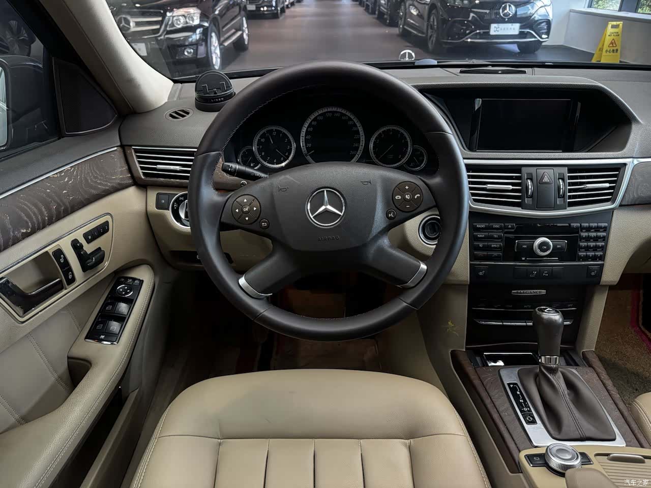 Mercedes-Benz E-Class, 2011 все фото