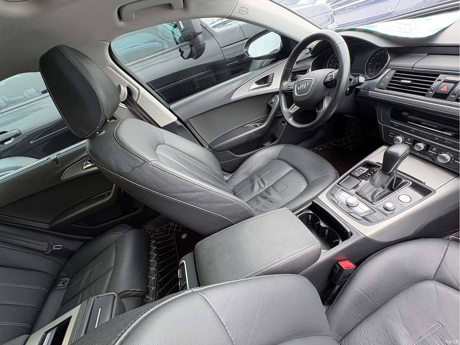 Audi A6L, 2019 16
