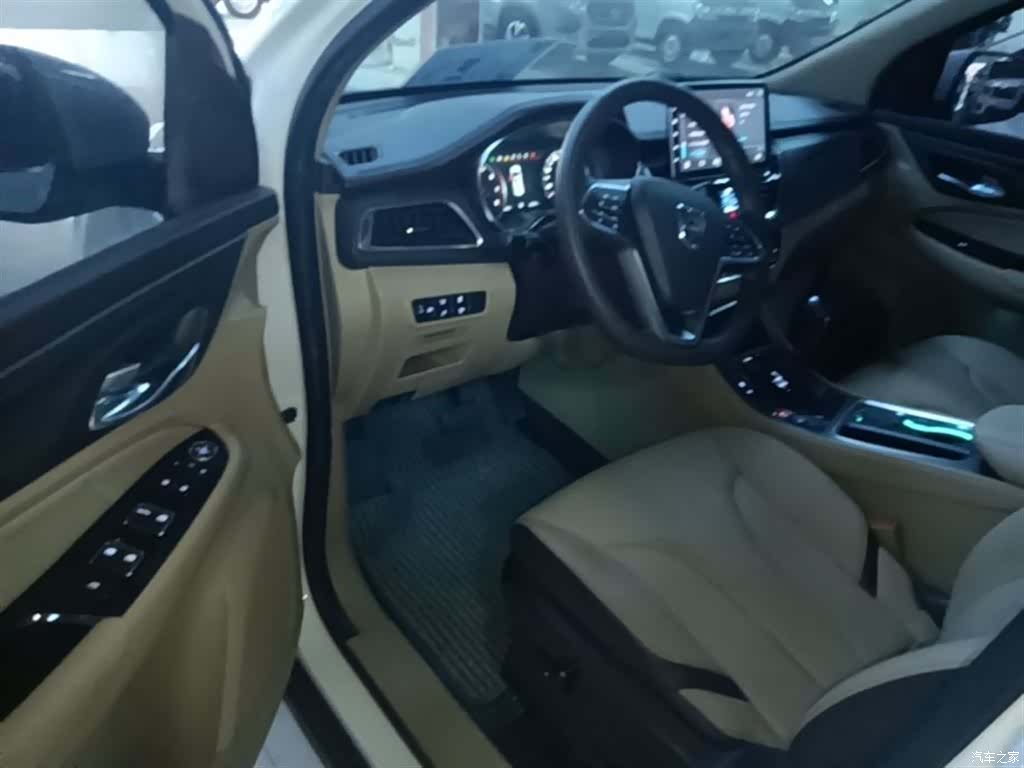 Wuling 730, 2018 16