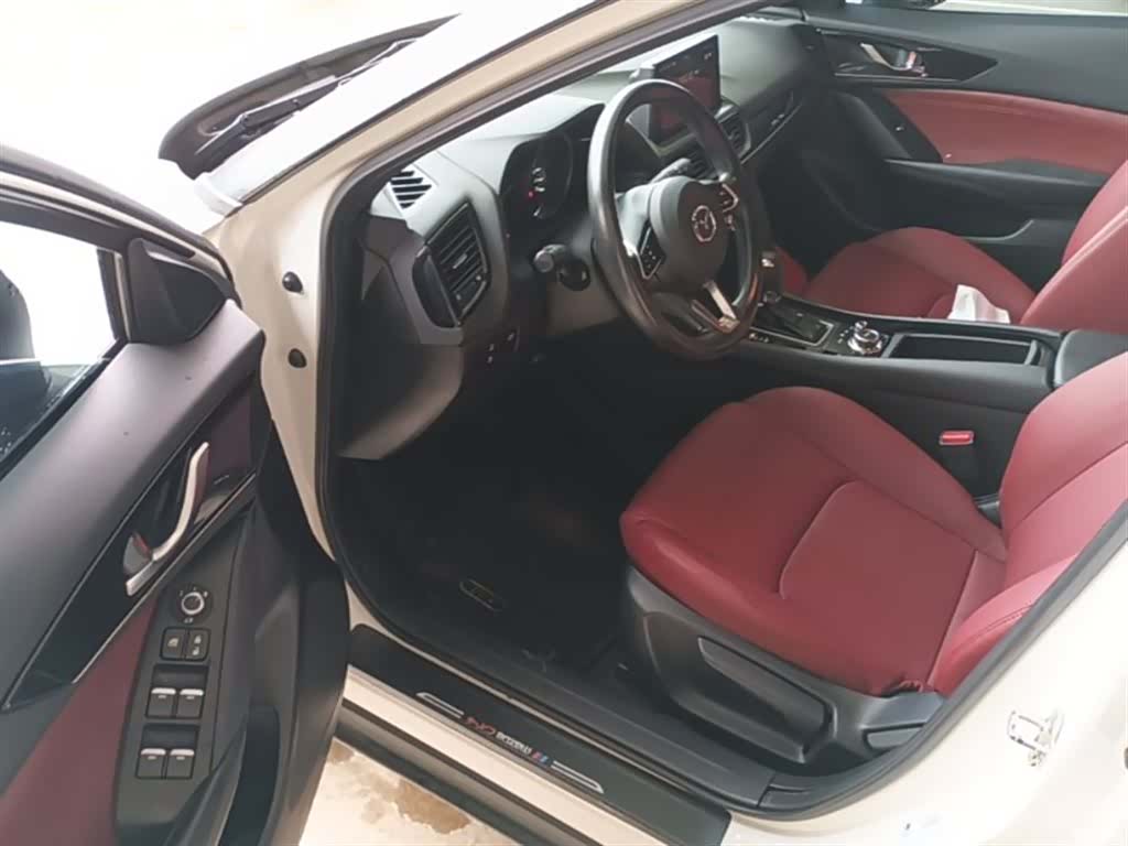 Mazda CX-4, 2021 16