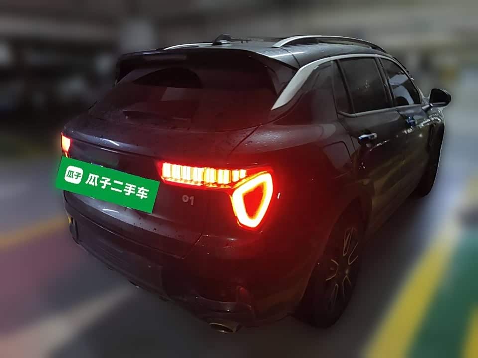 Lynk & Co 01