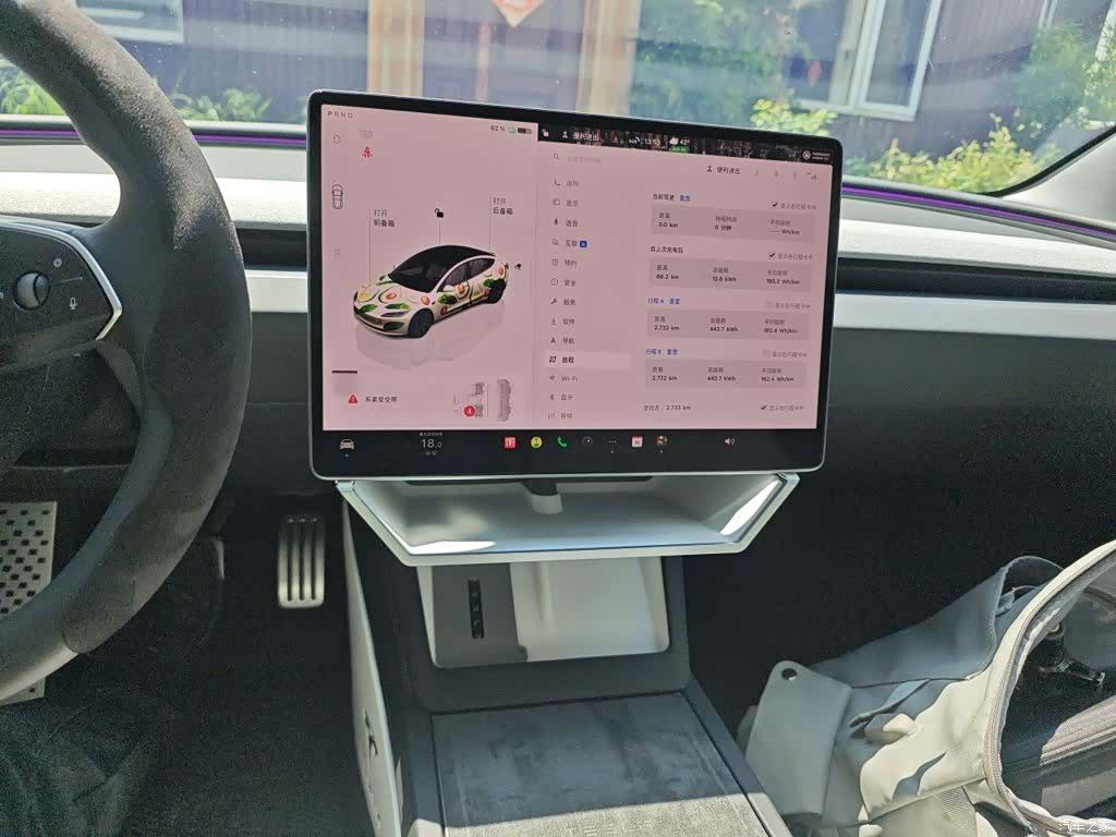 Tesla Model 3, 2026 9