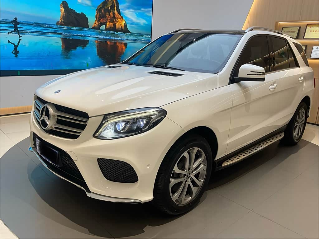 Mercedes-Benz GLE 2017 GLE 320 4MATIC Luxury