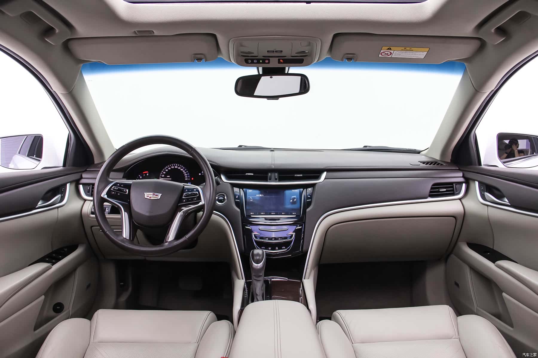 Cadillac XTS, 2016 3