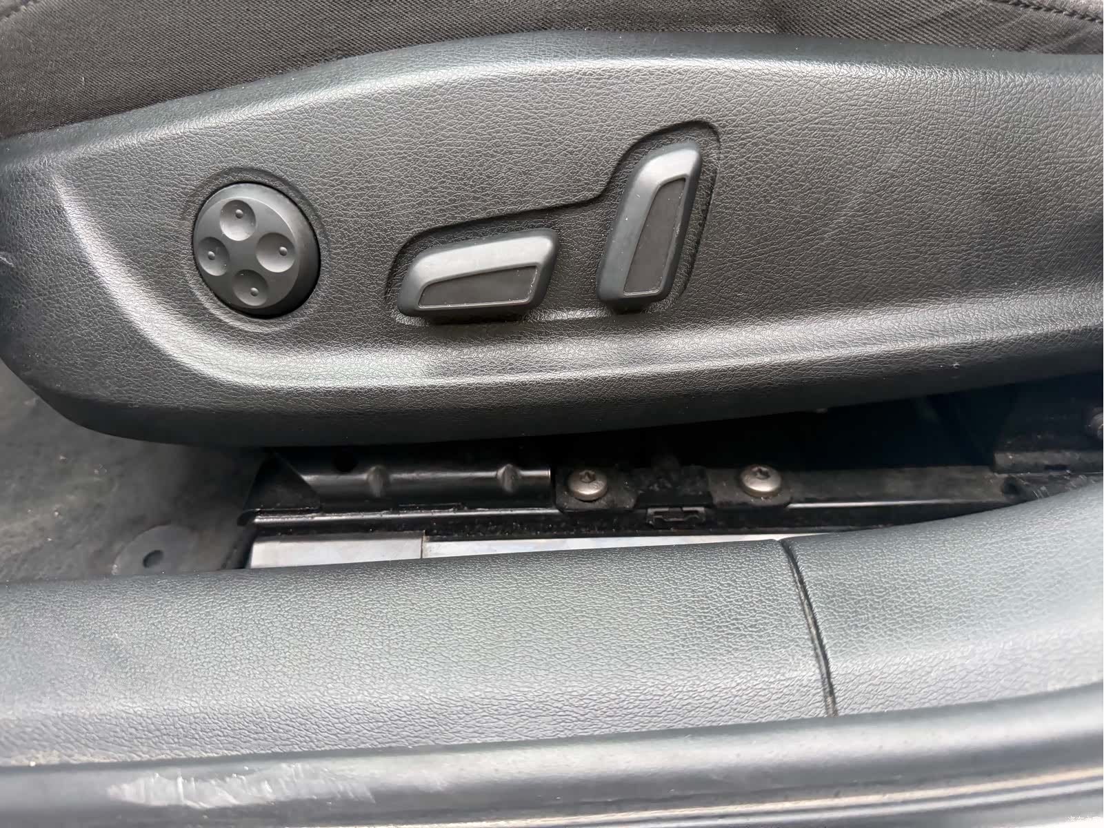 Audi A4L, 2020 9