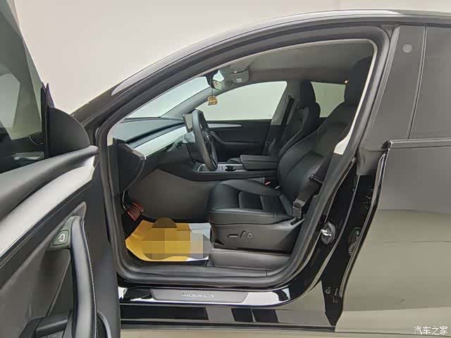 Tesla Model Y, 2023 все фото