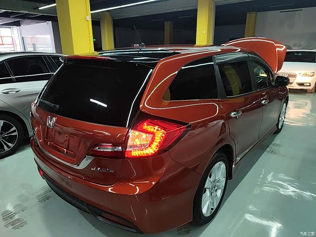 Honda Jade, 2016 7