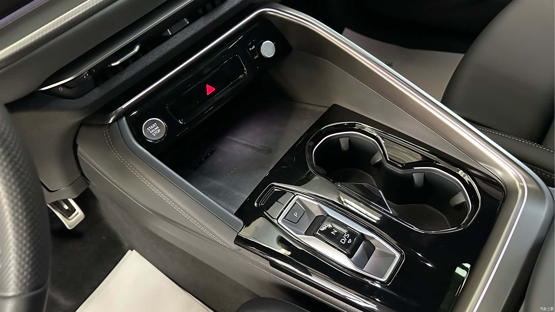 Audi Q5L, 1900 10