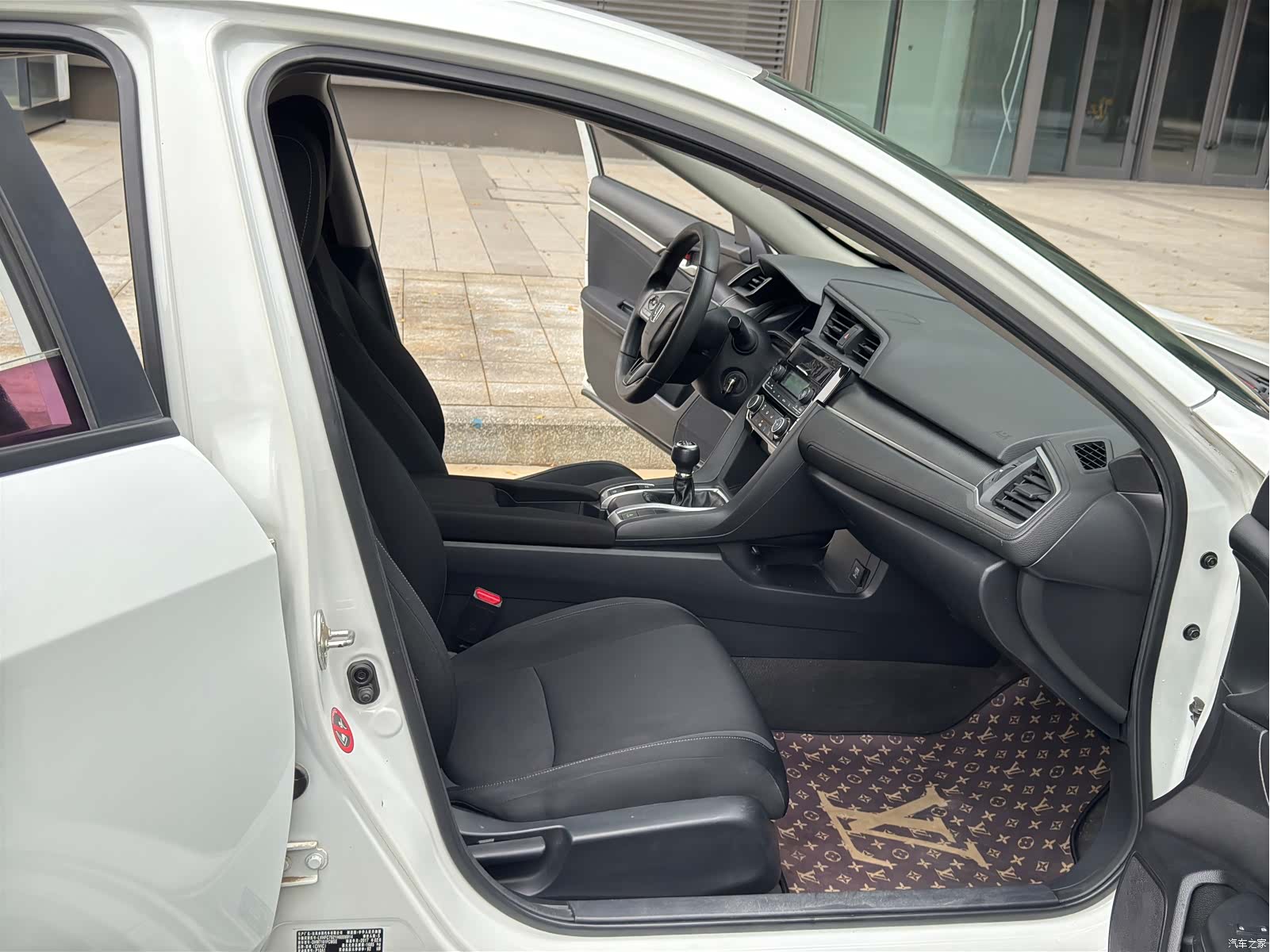 Honda Civic, 2017 9