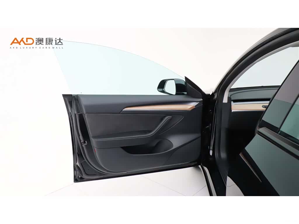 Tesla Model 3, 2022 10
