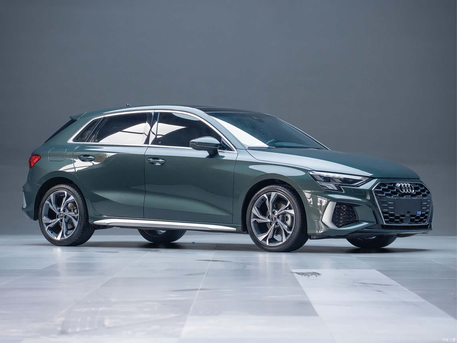 Audi A3, 2022 все фото