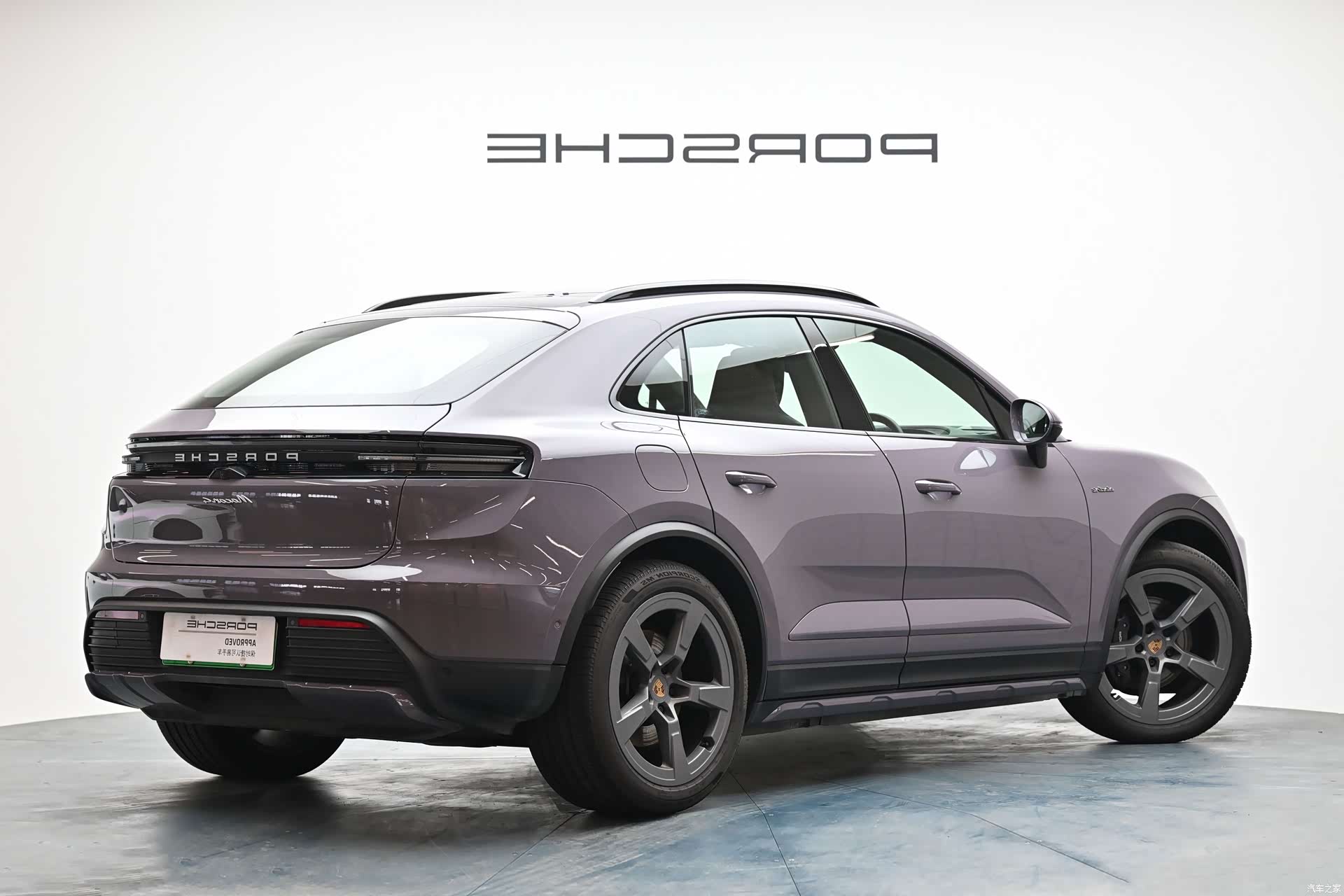 Porsche Macan, 2025 4