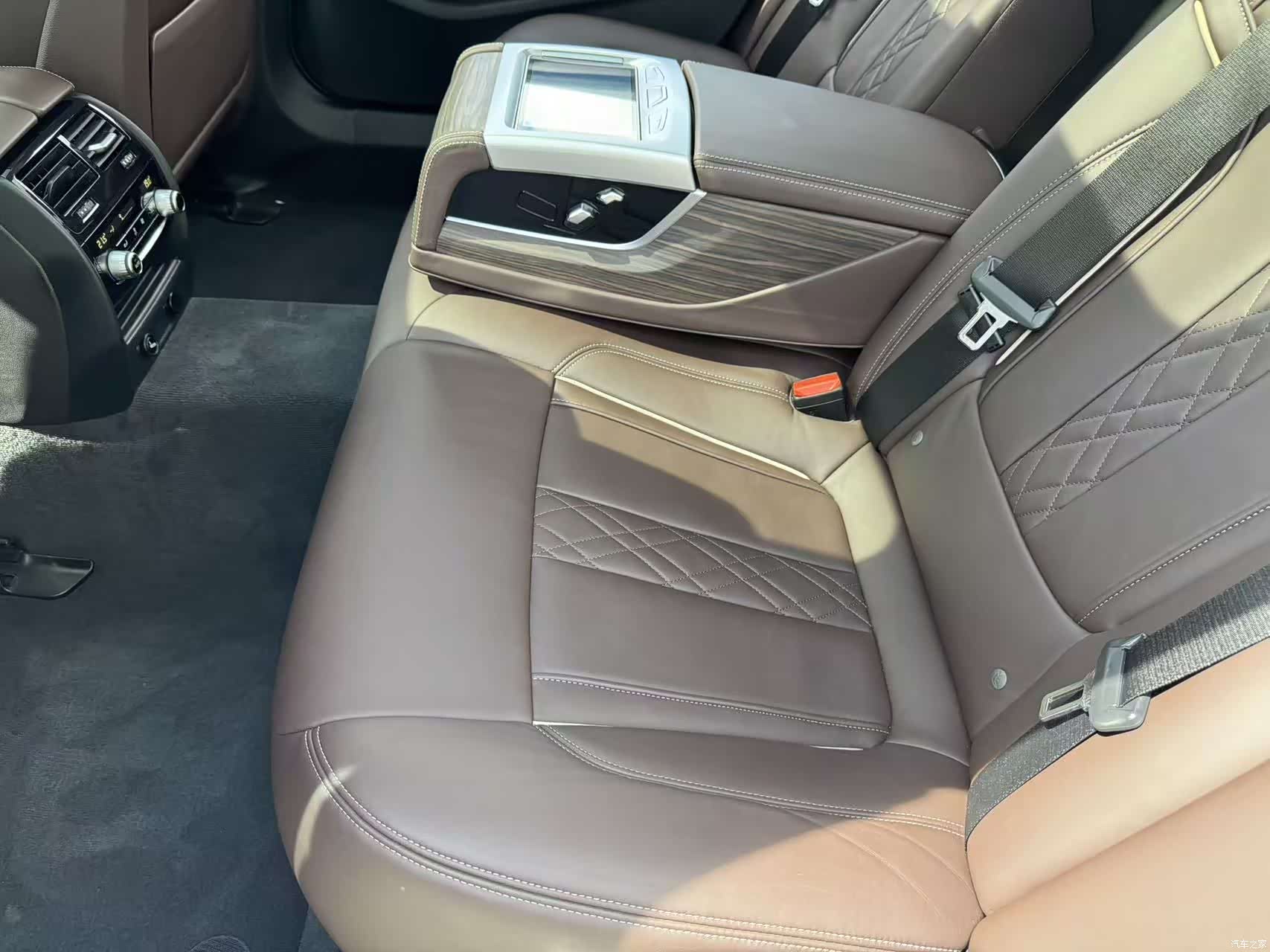 BMW 5 Series, 2018 18