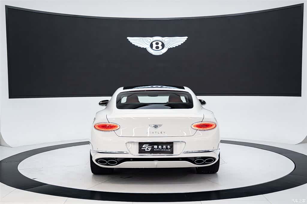Bentley Continental GT, 2022 все фото