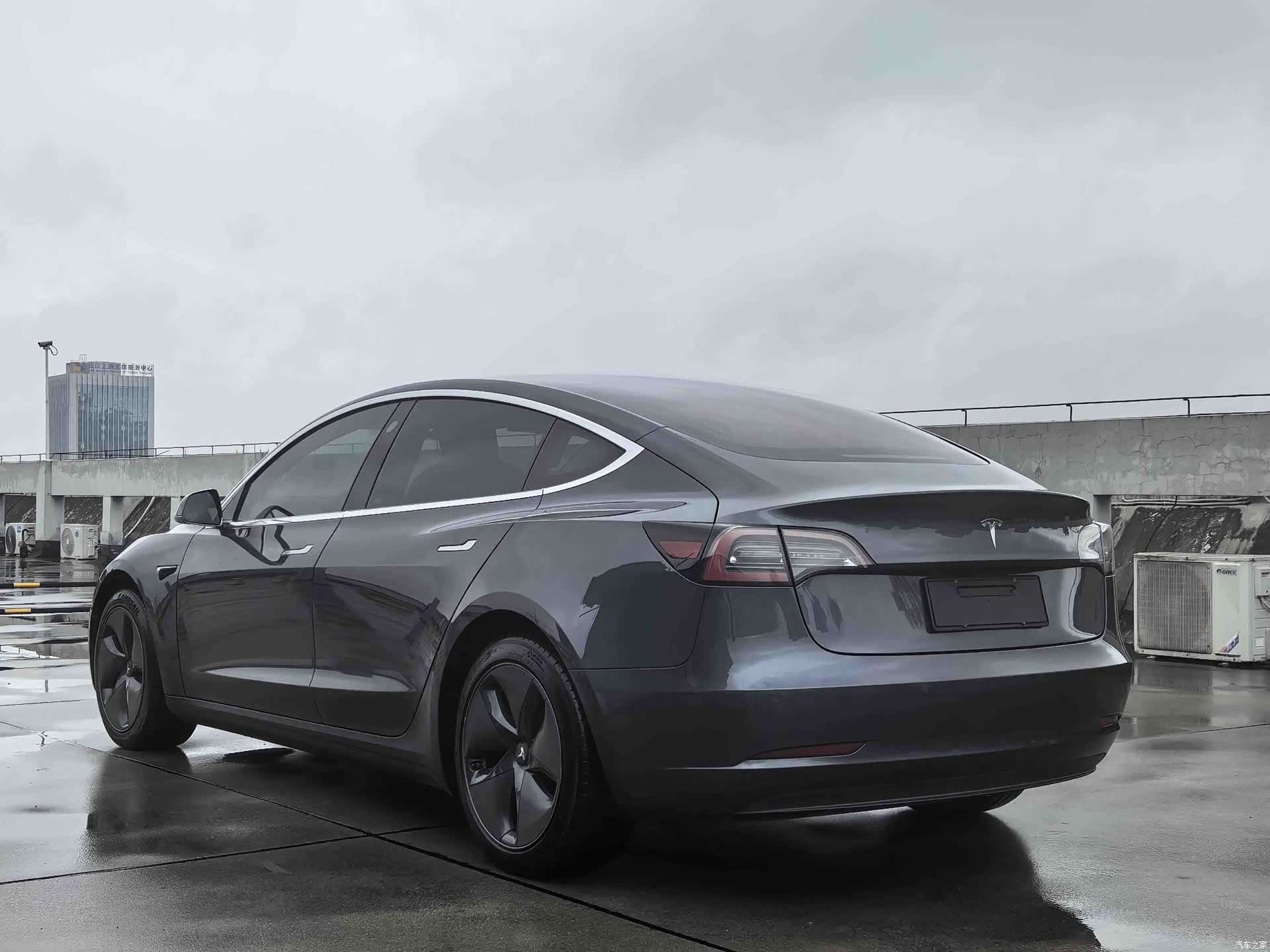 Tesla Model 3, 2020 6