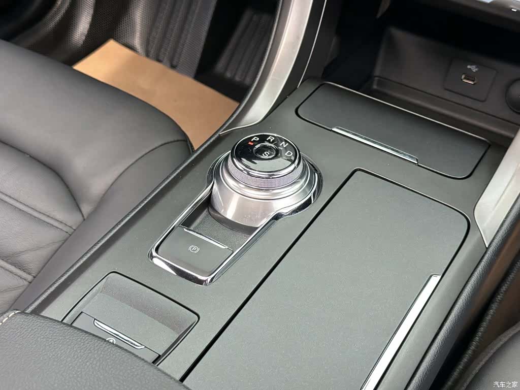 Ford Mondeo, 2017 12
