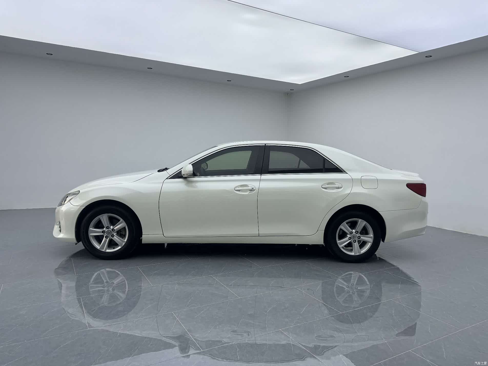 Toyota 2.5S, 2016 15