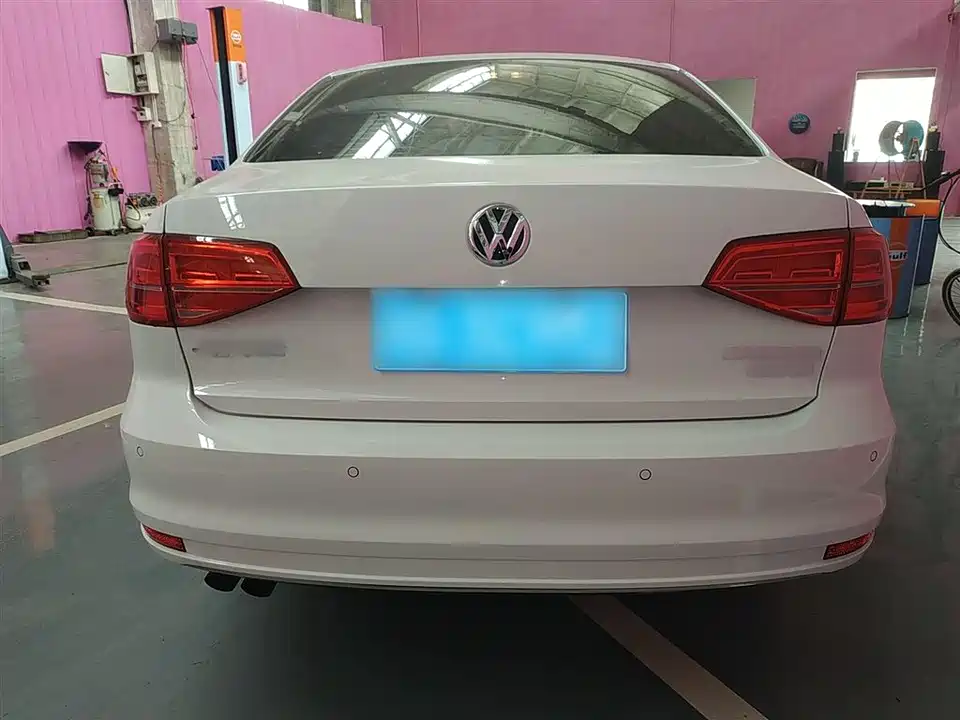 Volkswagen Sagitar