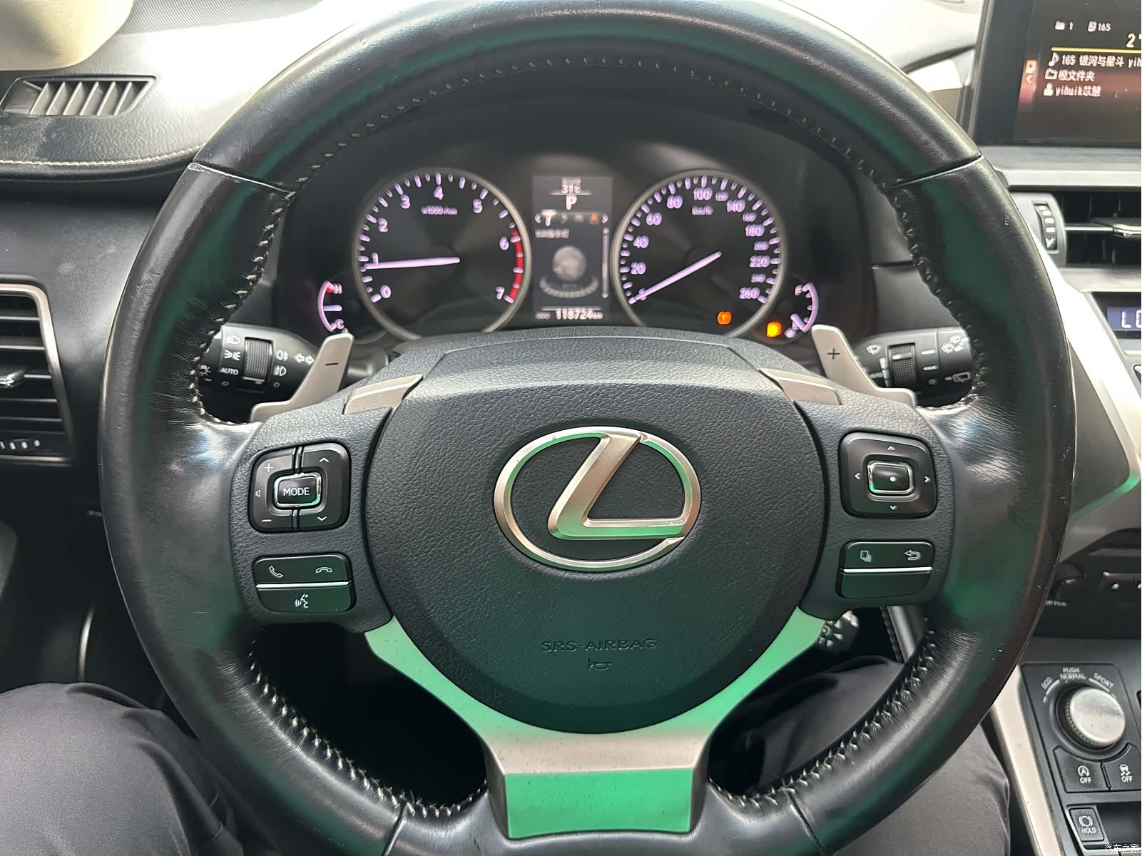 Lexus NX, 2016 17