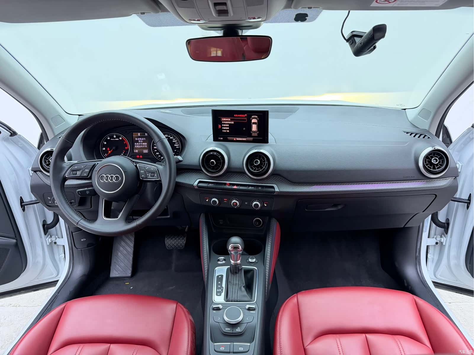 Audi Q2L, 2022 12