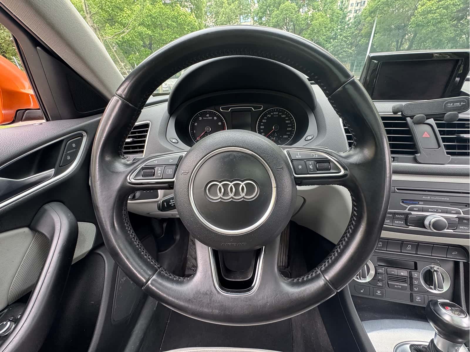 Audi Q3, 2013 24