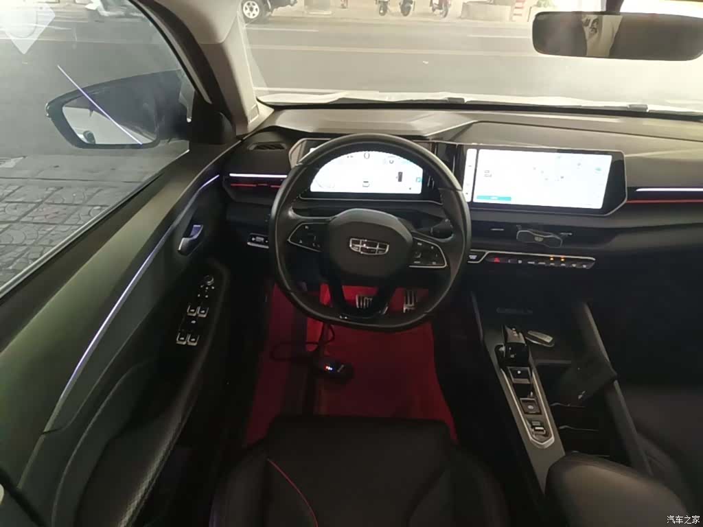 Geely Binray, 2022 11