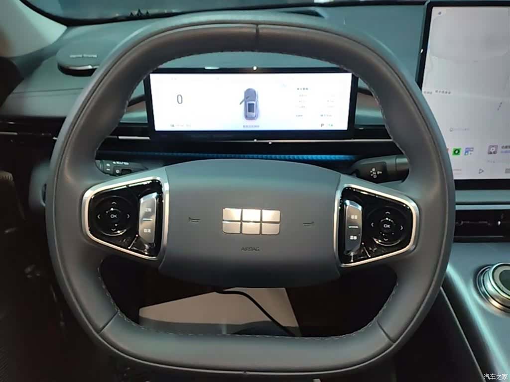Geely Galaxy E5, 2024 11