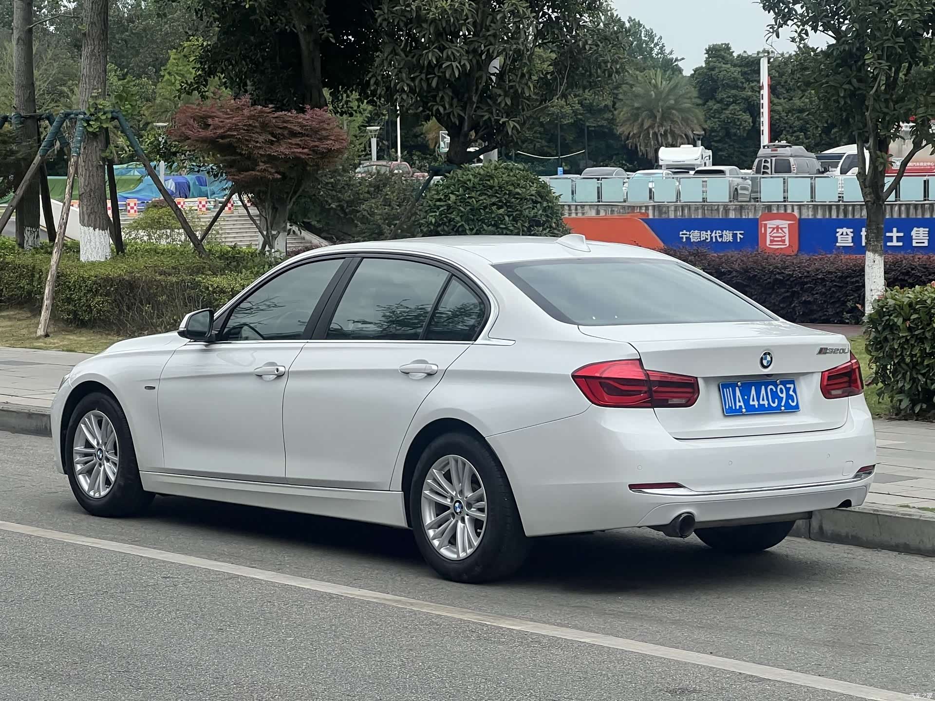 BMW 3 Series, 2016 9