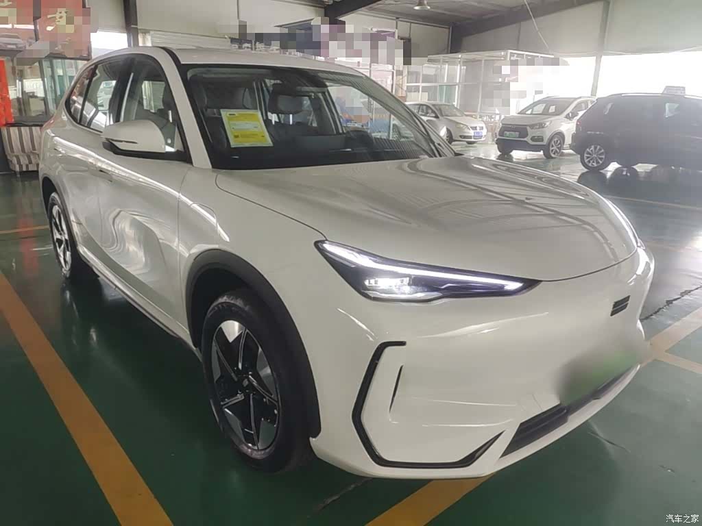 Geely Galaxy E5, 2026 4