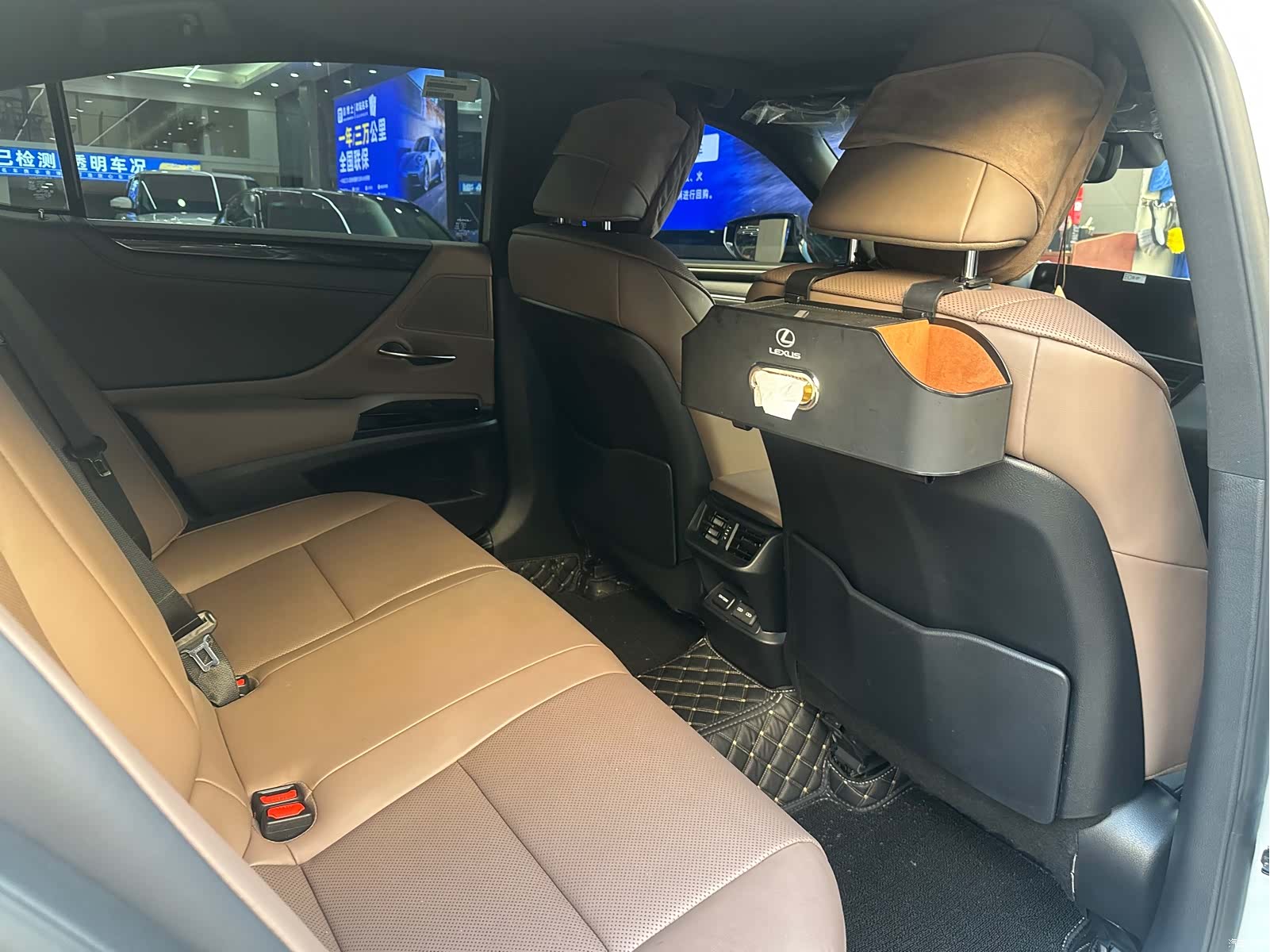 Lexus ES, 2024 6