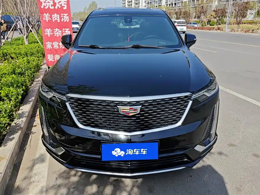 Cadillac XT6