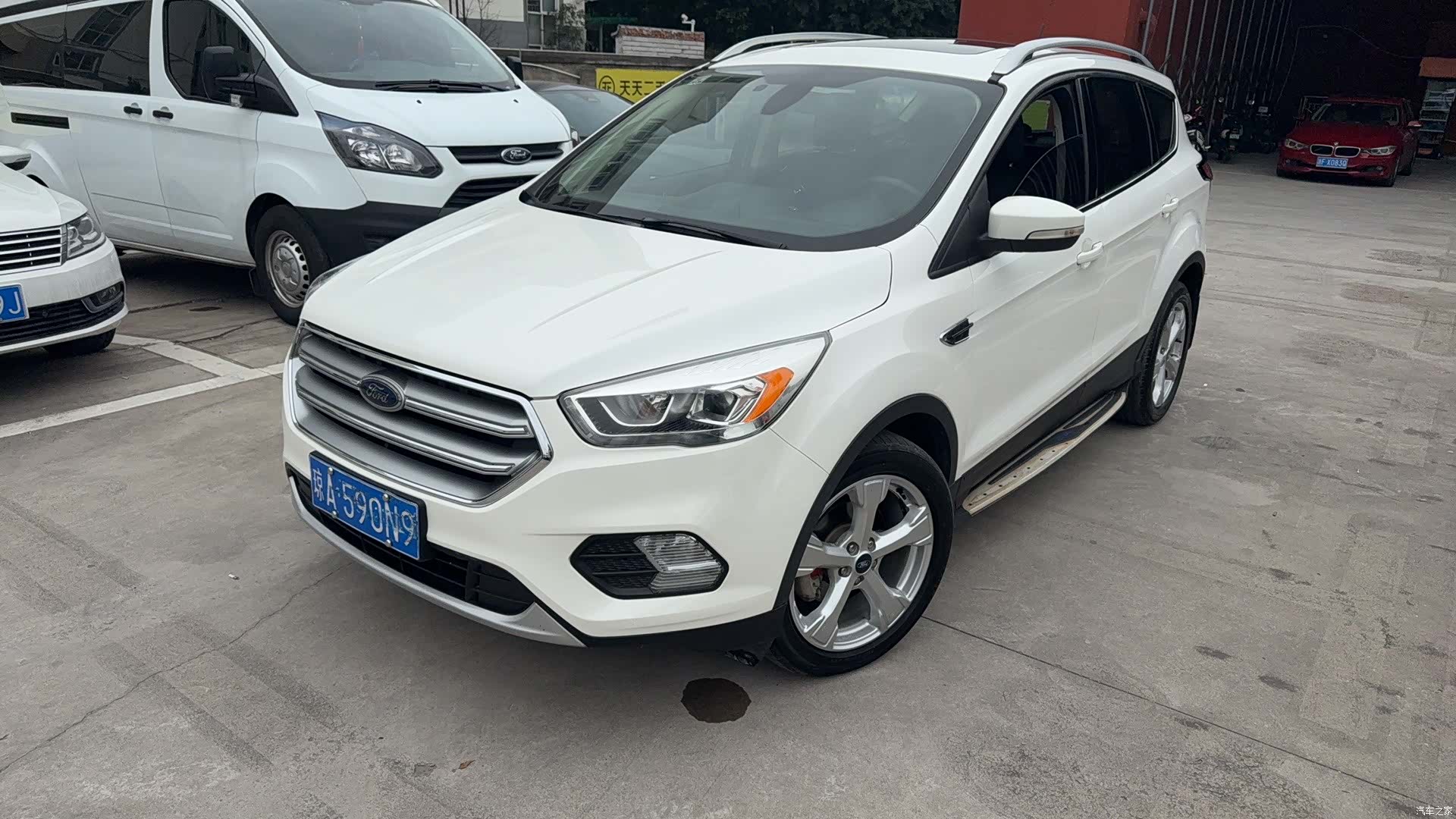 Ford Kuga, 2018 1