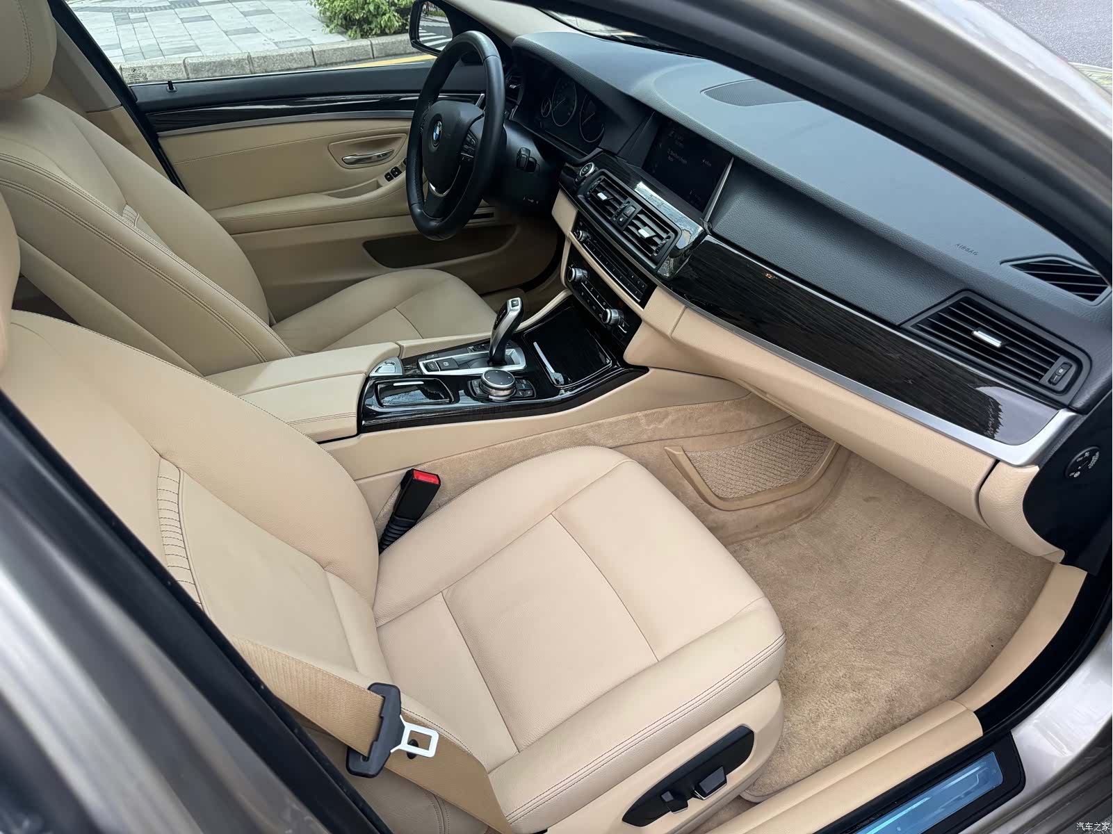 BMW 5 Series, 2015 19