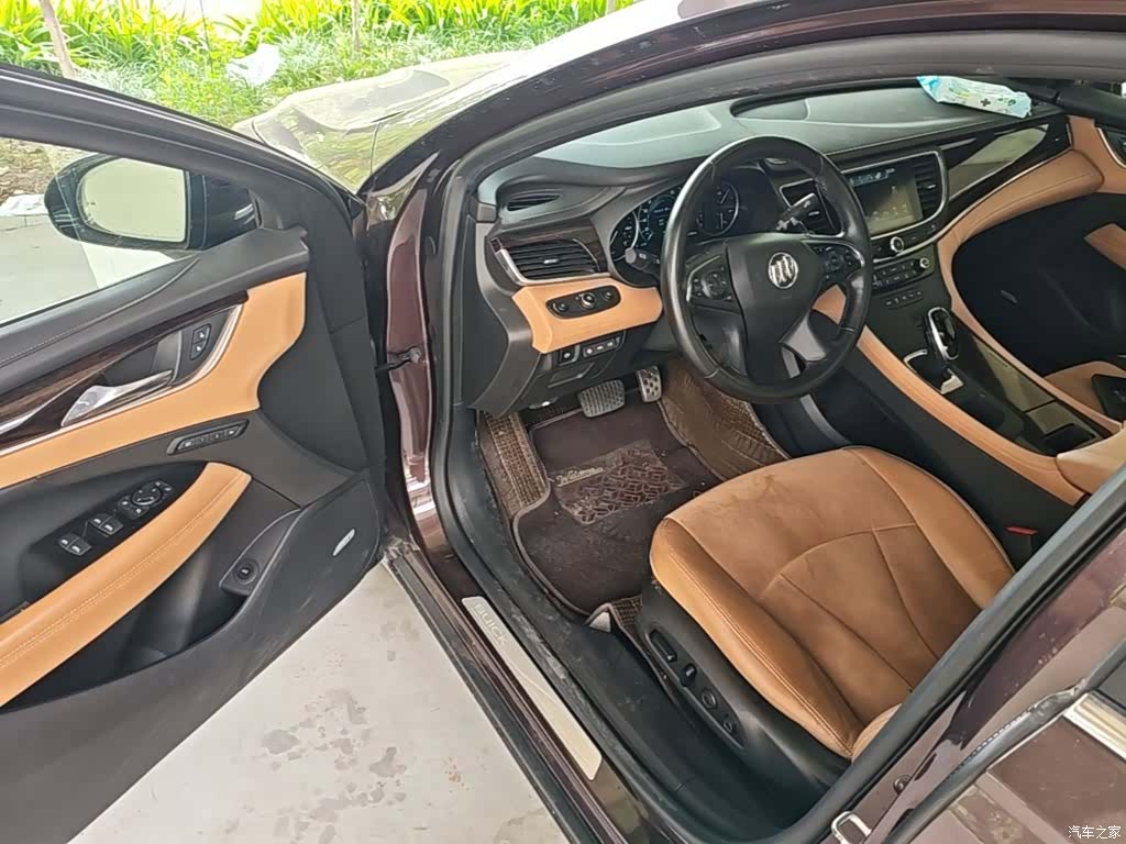 Buick LaCrosse, 2017 16
